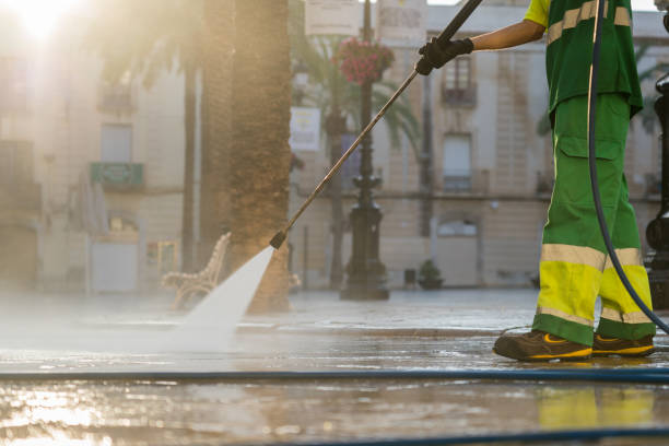 Best Pool Deck Cleaning  in Winter Gardens, CA